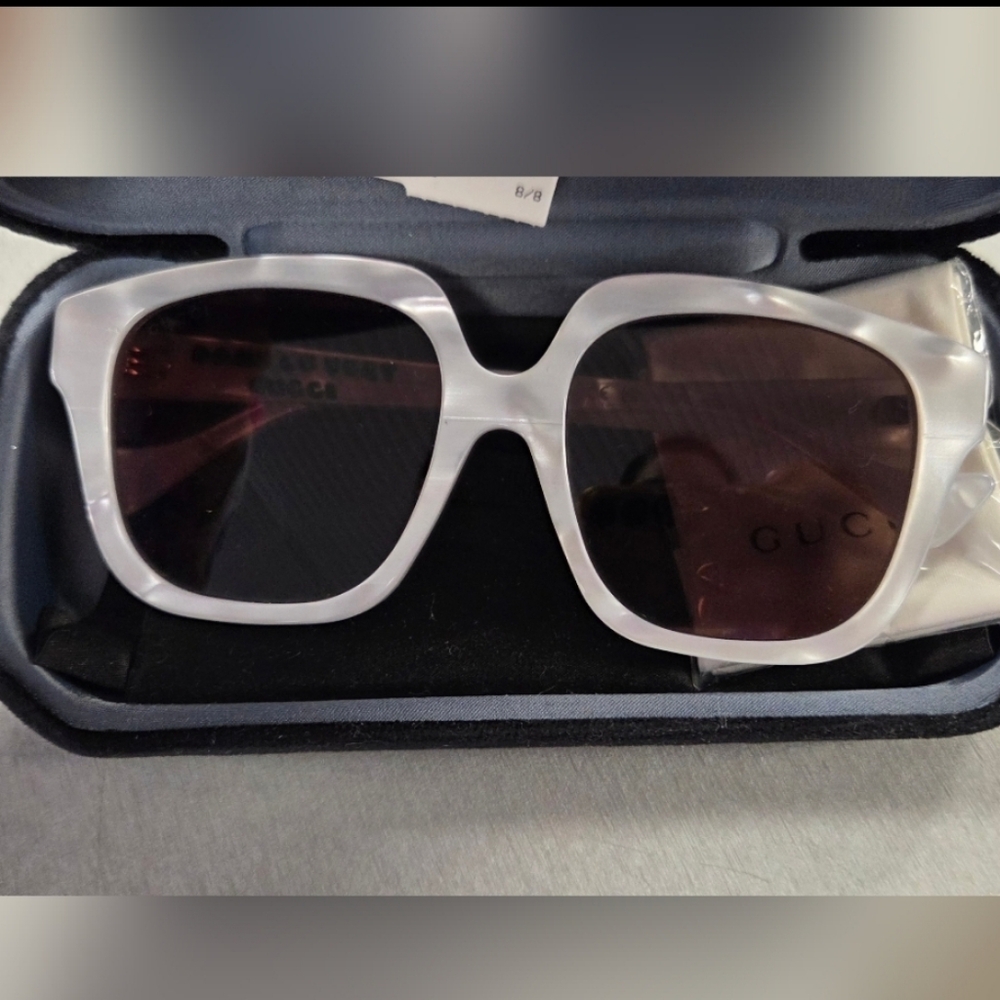 Gucci Pearl Acetate Frame and Brown Lenses OFFER FRIENDLY
